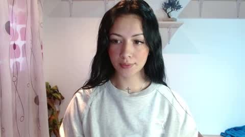 Madison Cambel online show from December 9, 2024, 1:45 pm