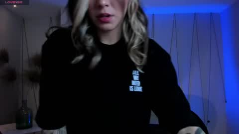 Snapshot of madisoncollinsx chatting on July 6, 2026, 11:18 am Maddi Collins online show from July 6, 2026, 11:18 am