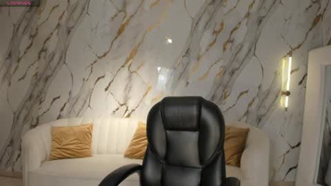 Madison Kane online show from April 12, 2026, 11:15 am