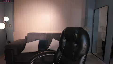 Madison Kane online show from April 20, 2026, 11:13 am