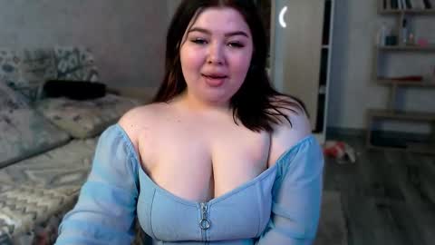 Snapshot of madisonmongomery chatting on March 24, 2026, 12:32 pm madisonmongomery online show from March 24, 2026, 12:32 pm