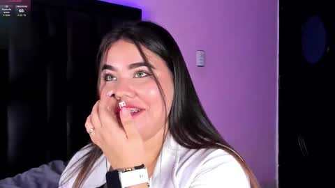 madissonlee__ online show from October 24, 2025, 7:21 pm