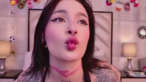MadissonPayton online show from July 3, 2026, 2:12 pm