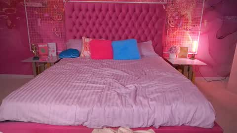 madissonsoft online show from October 4, 2025, 1:20 pm