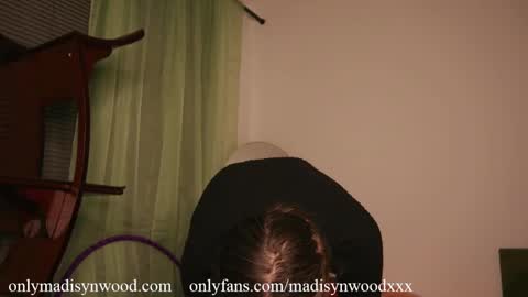 Madisyn Wood online show from March 1, 2025, 2:26 am