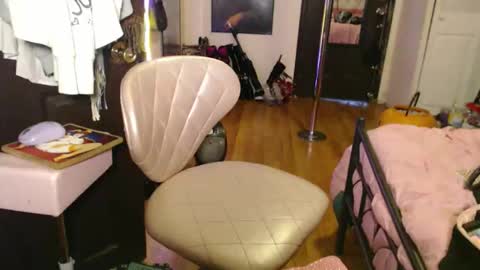 Maditron online show from February 20, 2026, 11:27 pm