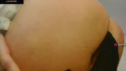 Snapshot of madlyn_dee chatting on May 23, 2026, 2:39 am Leena online show from May 23, 2026, 2:39 am