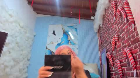 Snapshot of madokaa22 chatting on January 17, 2026, 12:10 pm Madoka online show from January 17, 2026, 12:10 pm