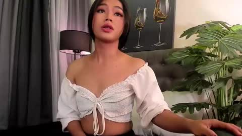 madonnajhonson online show from November 30, 2025, 11:47 am