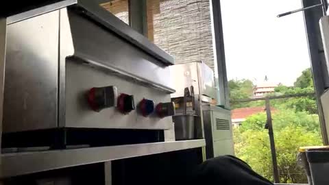 madushan2002 online show from April 22, 2026, 11:01 am