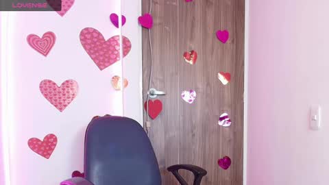 mady  online show from February 27, 2025, 6:40 am