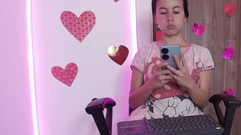 mady  online show from March 12, 2025, 6:51 am