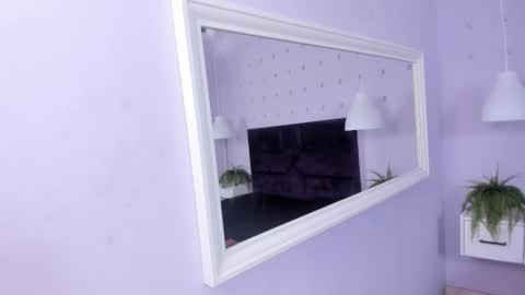 madyscarlett online show from November 5, 2025, 1:55 pm