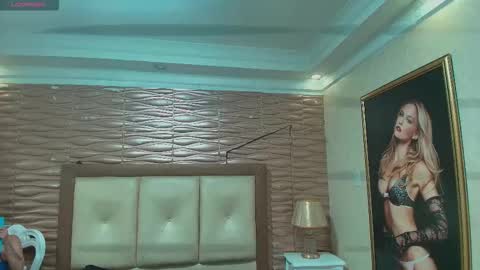 madyscarlett online show from November 30, 2025, 12:20 pm