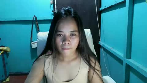 mae_lovers234xx online show from December 4, 2024, 12:47 pm