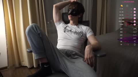 Mike XMaestro 3369 online show from February 27, 2025, 10:09 pm