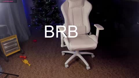 Maevee online show from January 2, 2025, 9:54 am