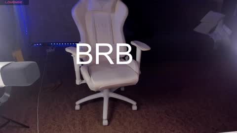 Maevee online show from February 20, 2025, 9:55 am