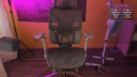 Maevee online show from July 3, 2026, 9:59 am