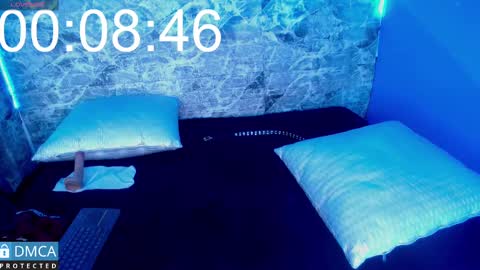 maevekuro online show from March 4, 2025, 10:05 pm