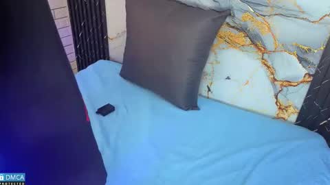 maevekuro online show from December 20, 2025, 3:35 am