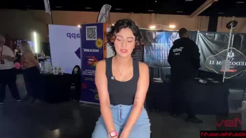 Meaves online show from November 9, 2025, 8:18 pm