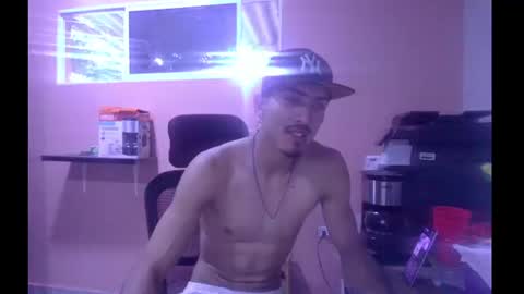 Snapshot of magallanes2134 chatting on September 23, 2025, 4:32 pm magallanes2134 online show from September 23, 2025, 4:32 pm