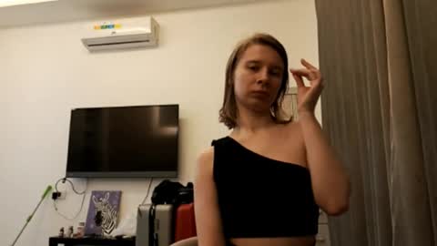 Snapshot of magaretunion chatting on November 12, 2025, 5:57 pm Margaret online show from November 12, 2025, 5:57 pm