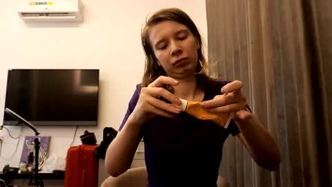 Snapshot of magaretunion chatting on November 30, 2025, 6:45 pm Margaret online show from November 30, 2025, 6:45 pm