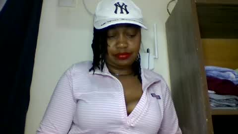 Snapshot of magdalinemus chatting on July 5, 2026, 7:04 am magdalinemus online show from July 5, 2026, 7:04 am
