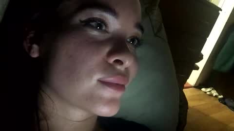 magggg658318 online show from January 1, 2025, 5:44 pm