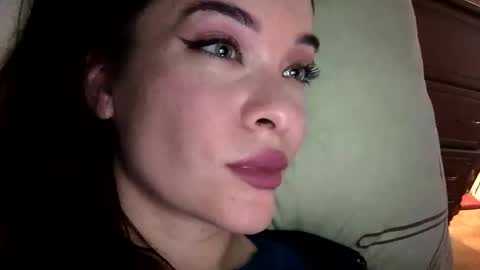 magggg658318 online show from January 6, 2025, 12:02 pm