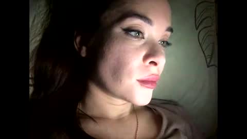 magggg658318 online show from January 18, 2025, 3:27 pm