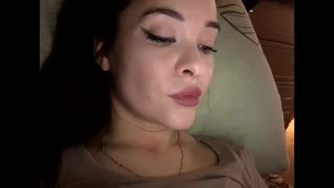 magggg658318 online show from January 19, 2025, 12:06 pm