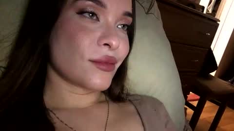 magggg658318 online show from April 20, 2026, 2:20 pm