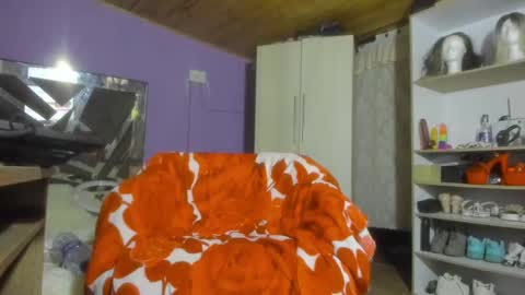 maggie_fit online show from January 23, 2025, 5:56 am