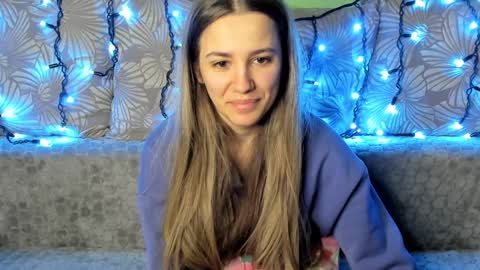 Maggie online show from December 18, 2024, 3:26 am