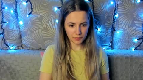 Maggie online show from April 21, 2026, 2:51 am