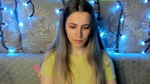 Maggie online show from April 22, 2026, 1:30 am