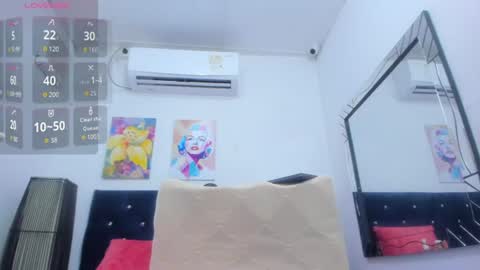 Snapshot of maggy_big_tits chatting on June 21, 2026, 12:13 am maggy_big_tits online show from June 21, 2026, 12:13 am