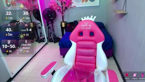 Maggy online show from October 17, 2025, 9:23 am