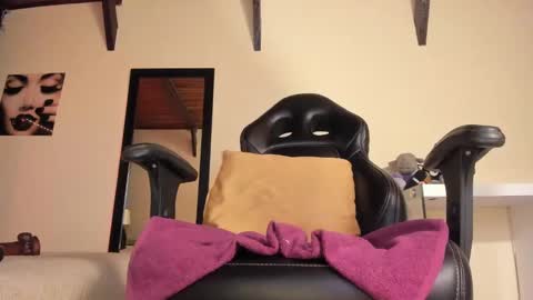   online show from January 20, 2025, 3:07 pm