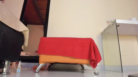   online show from February 15, 2025, 3:17 pm