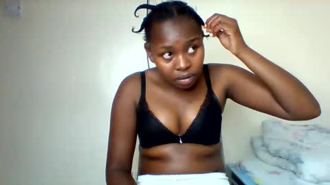 Bliss online show from October 26, 2025, 6:58 pm