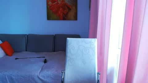 Snapshot of magic_blondie chatting on July 21, 2026, 11:56 am Margo online show from July 21, 2026, 11:56 am