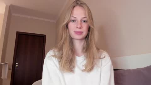 Alice  online show from December 2, 2024, 12:07 pm