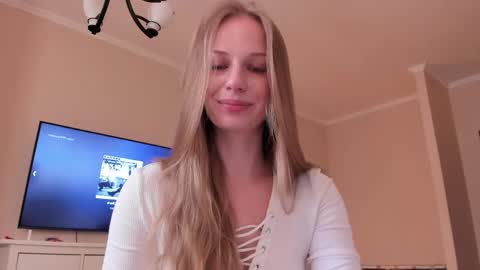 Alice  online show from April 20, 2026, 11:13 am