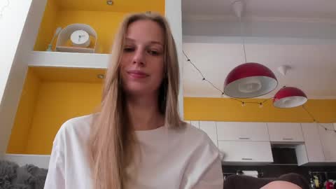 Snapshot of magic_couple13 chatting on May 29, 2026, 1:09 pm Alice online show from May 29, 2026, 1:09 pm