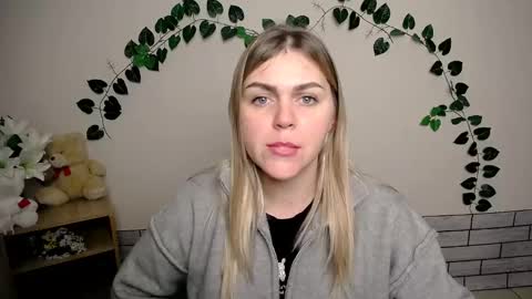 magic_katarina_ online show from January 6, 2025, 7:09 am