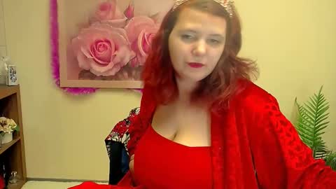 Snapshot of magic_kristy chatting on December 22, 2025, 8:44 am Kristy online show from December 22, 2025, 8:44 am